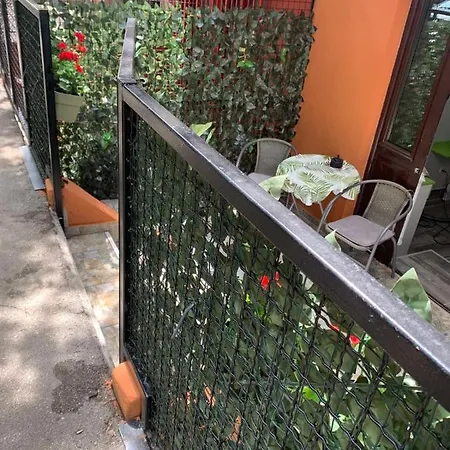 Apartman Lara Belgrad Exterior foto